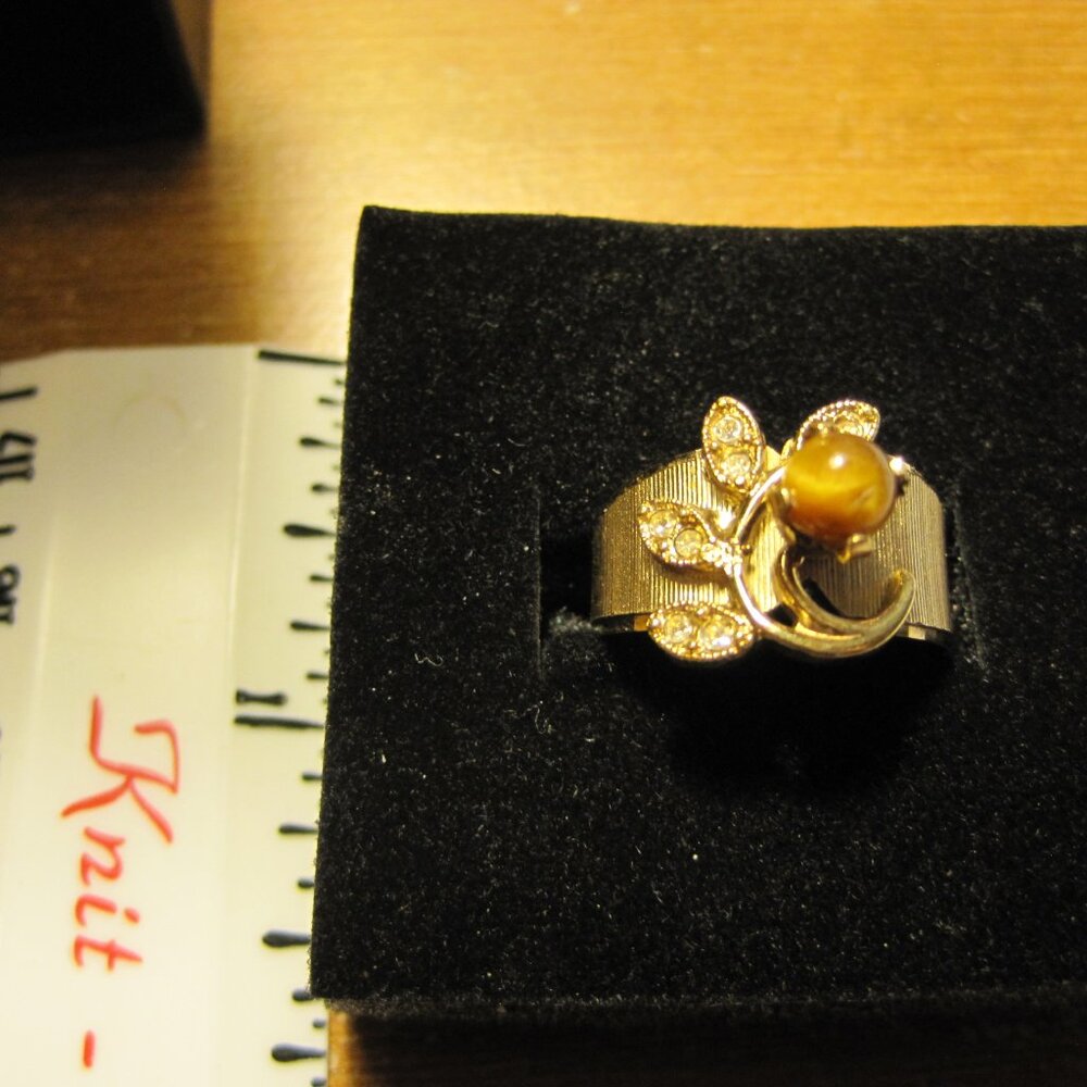Vintage 18K Gold Tiger Eye Brushed Clear Rhinestones Sz 5.75